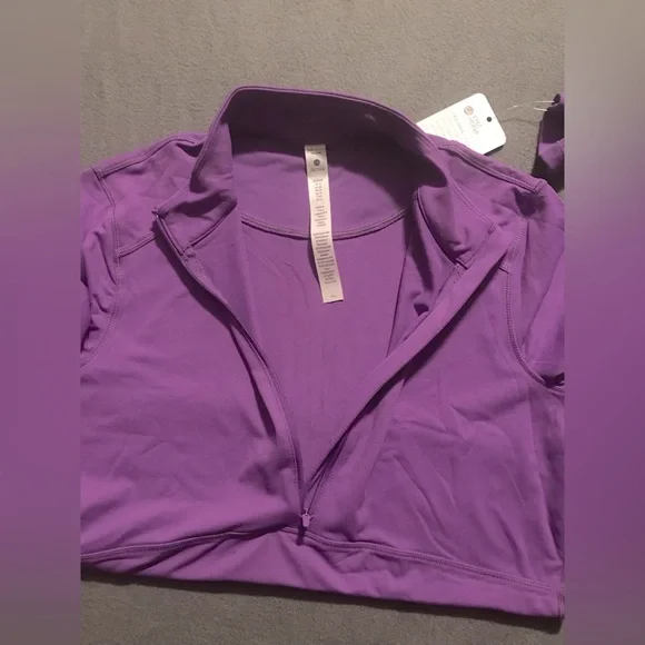 NWT CRZ YOGA Long Sleeve Workout Crop Top - Picture 12 of 14